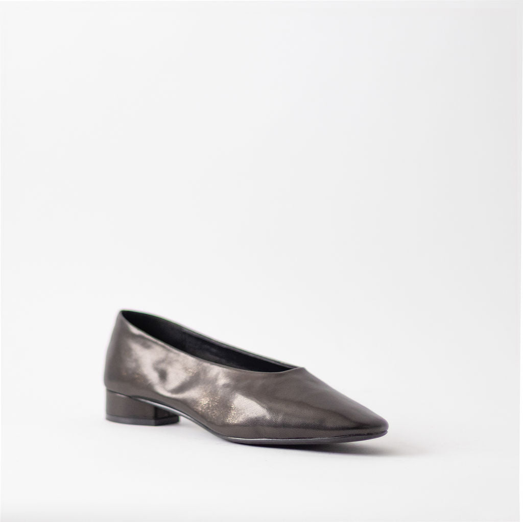 JEFFREY CAMPBELL TRUSTEE BALLET SOCK  PUMP -BLACK