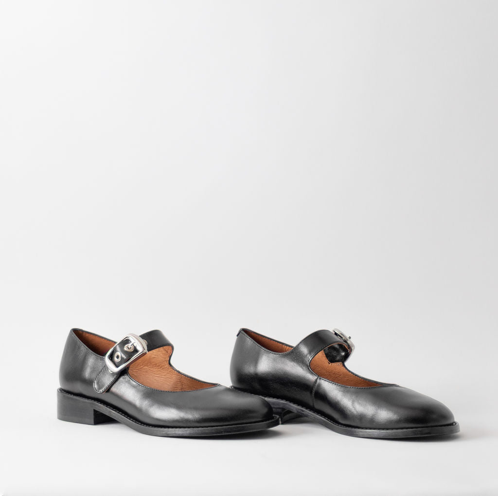 ANGEL ALACRON VALERIE FLAT MARY JANE BLACK