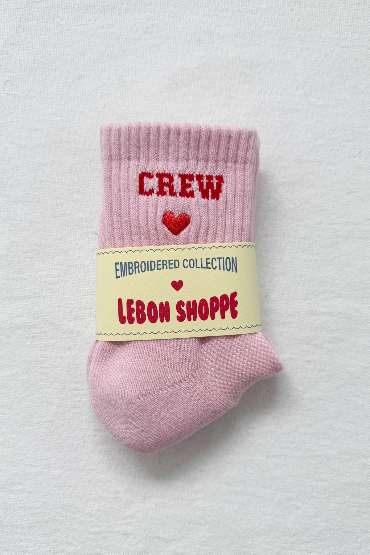 LEBON SHOPPE EMBROIDERED CREW SOCKS STRAWBERRY BILK