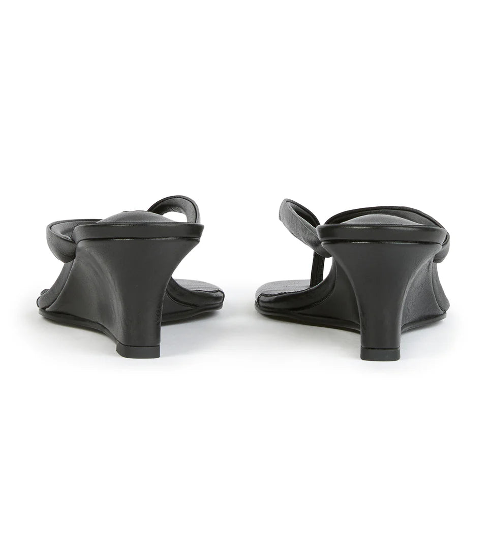 TONY BIANCO EDGY LOW WEDGE THONG BLK VINTAGE - Shoe Market NYC