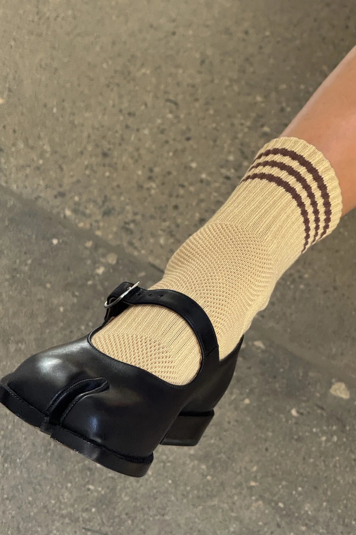 LEBON SHOPPE GIRLFRIEND SOCKS DAISY