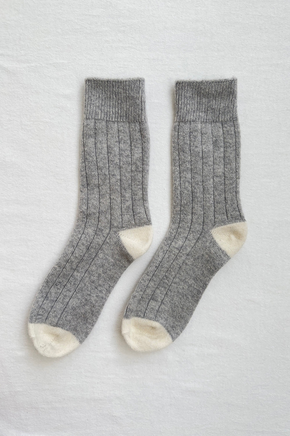 LE BON SHOPPE CLASSIC CASHMERE SOCKS GREY MELANGE