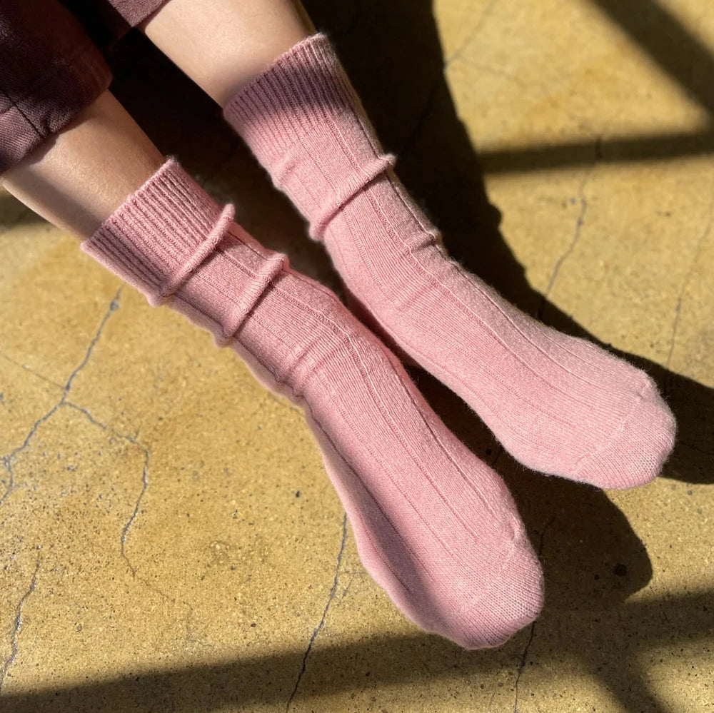 LE BON SHOPPE CLASSIC CASHMERE SOCKS ROSE PETAL