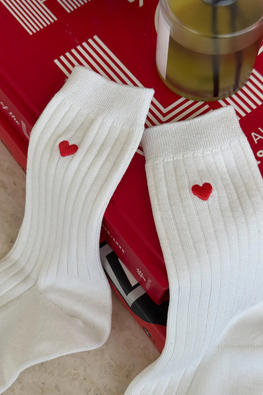 LE BON SHOPPE EMBROIDERED HER SOCKS CLASSIC WHITE HEART