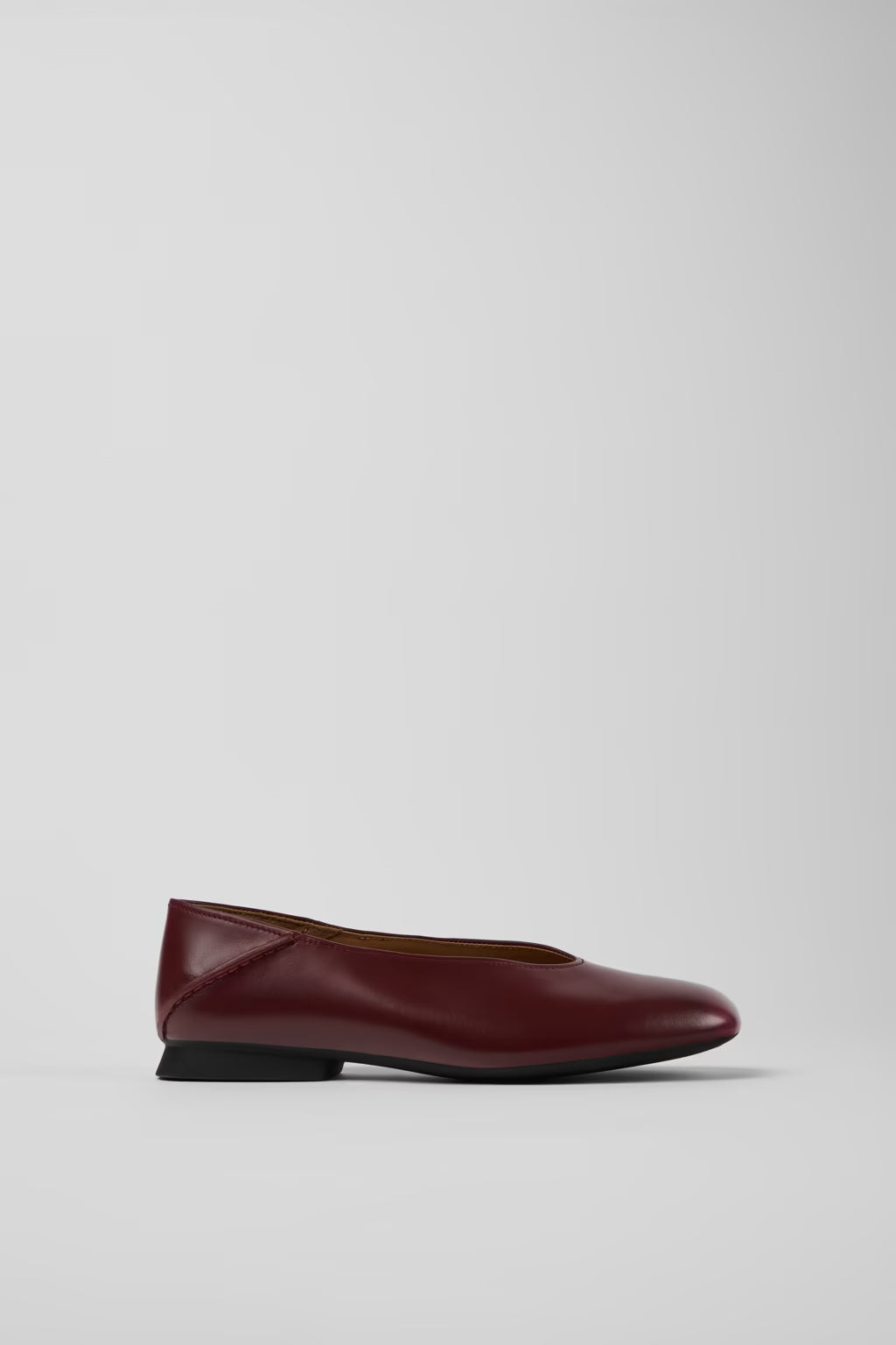 CAMPER CASI MYRA FLATS BURGANDY