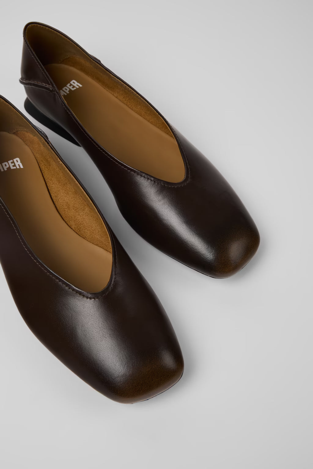 CAMPER CASI MYRA FLAT DARK BROWN