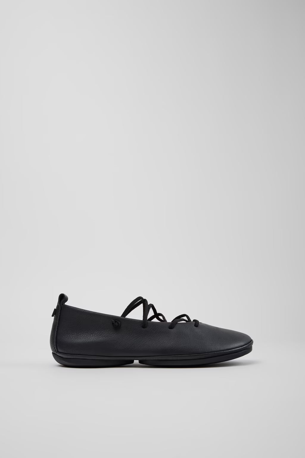 CAMPER RIGHT NINA LACE UP FLATS BLACK
