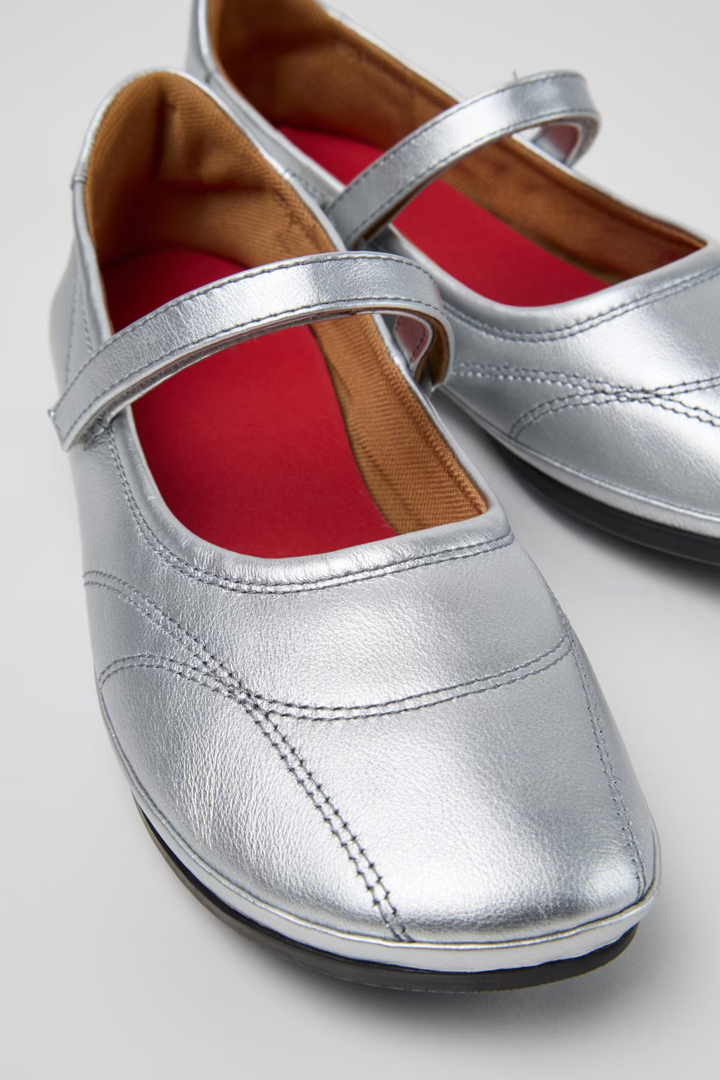 CAMPER RIGHT NINA MJ VELCRO SILVER