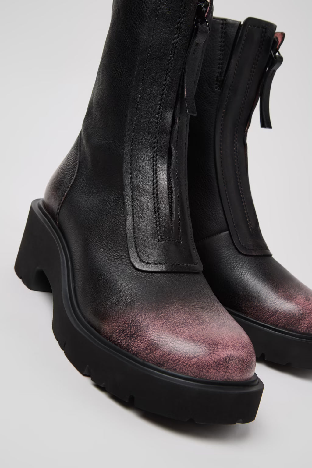 CAMPER MILAH FRONT ZIP BOOT DISTRESSED BLACK PINK