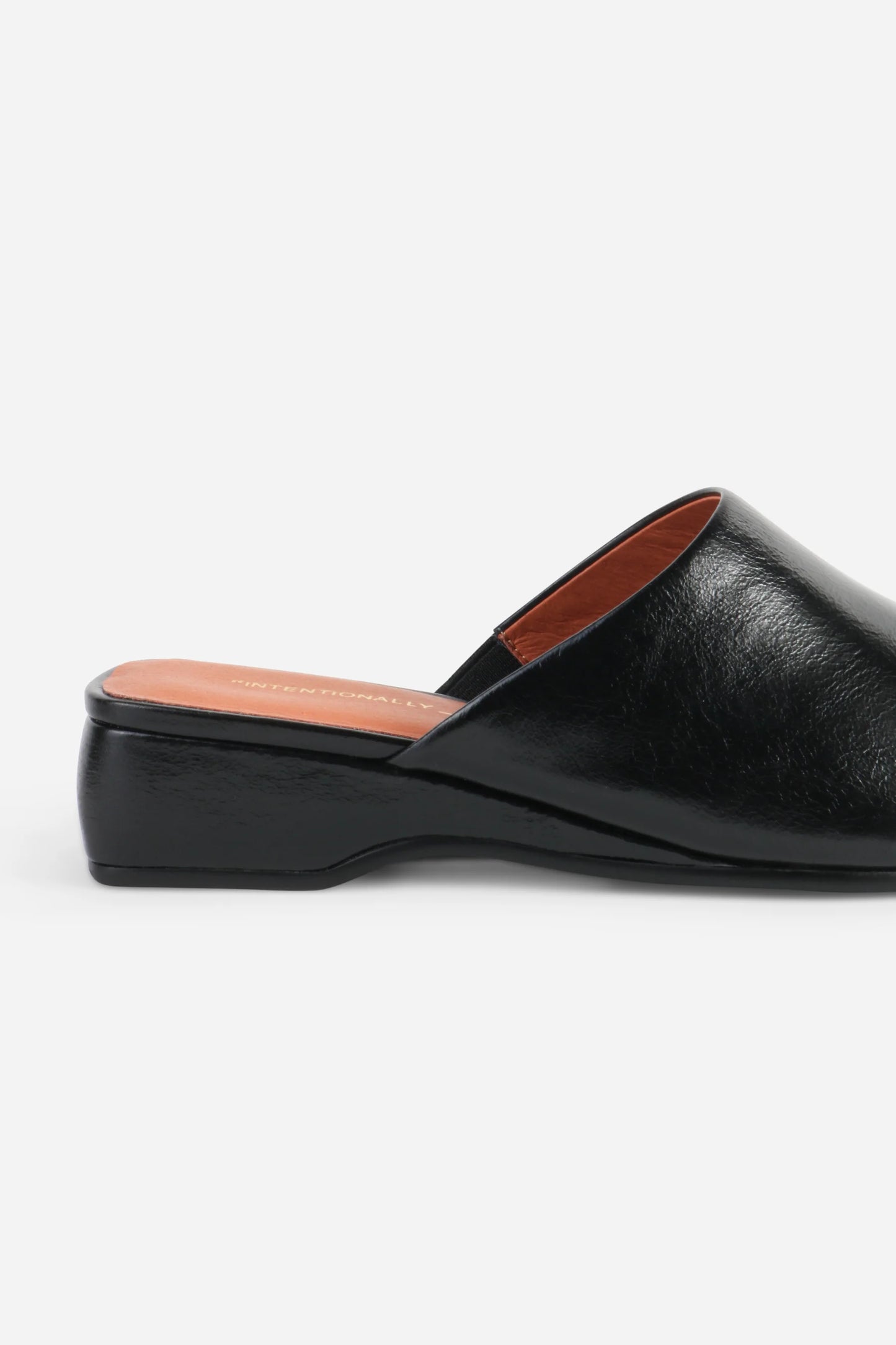 INTENTIONALLY BLANK MARER BLACK LEATHER SLIDE