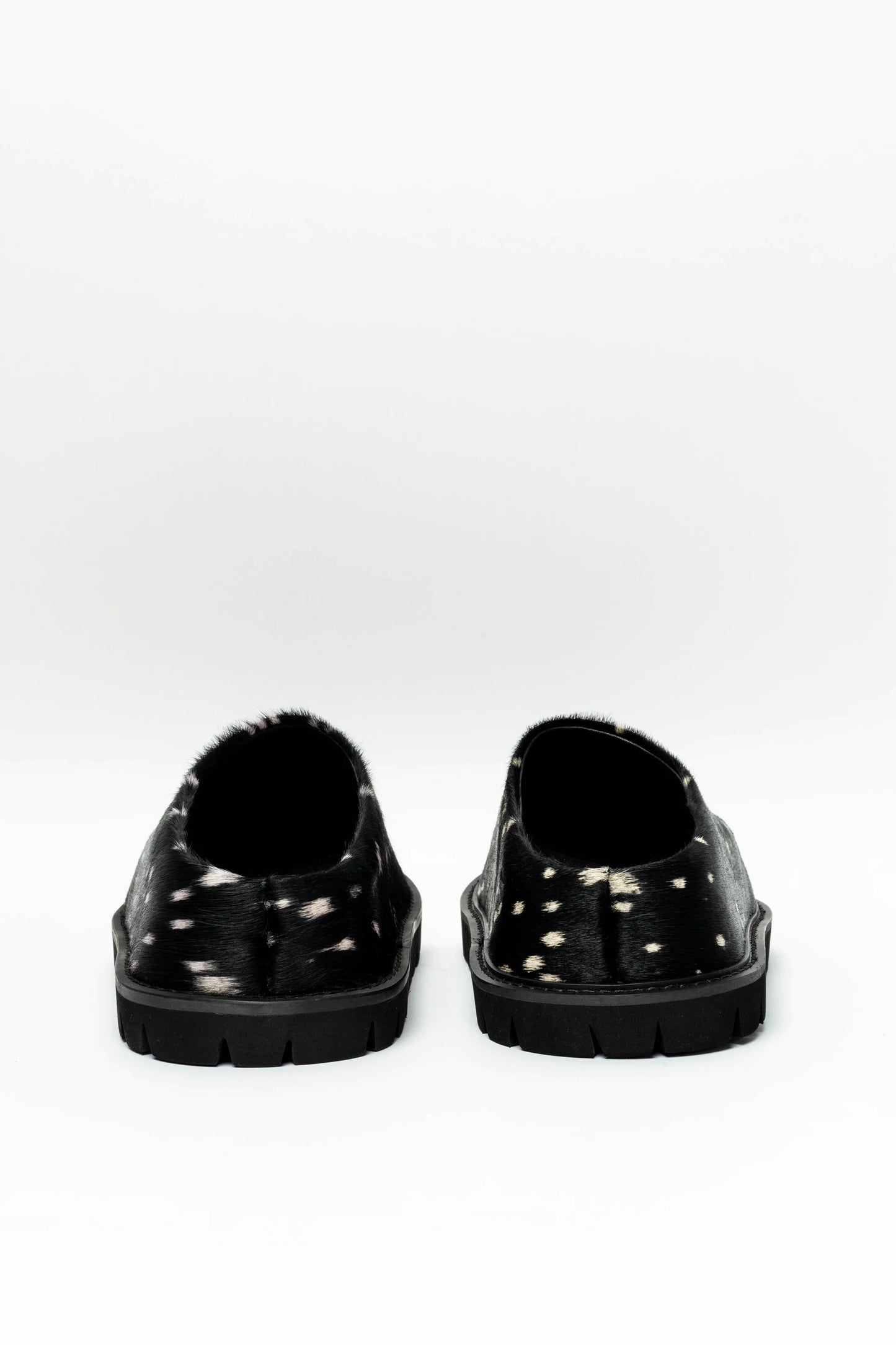 SADI LOVES ROAM SLIDE BLACK PONY