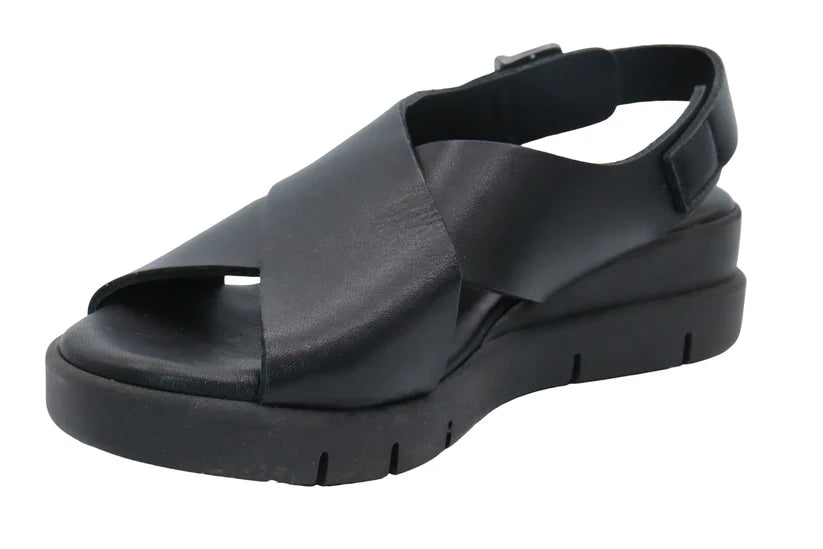 ERIC MICHAEL RAMONA CROSS SANDAL BLACK - Shoe Market NYC