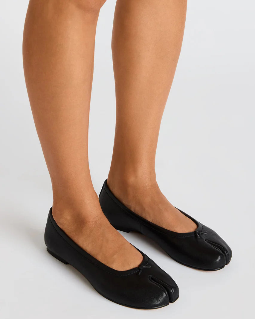 STEVE MADDEN CALICO BLACK TABI FLATS
