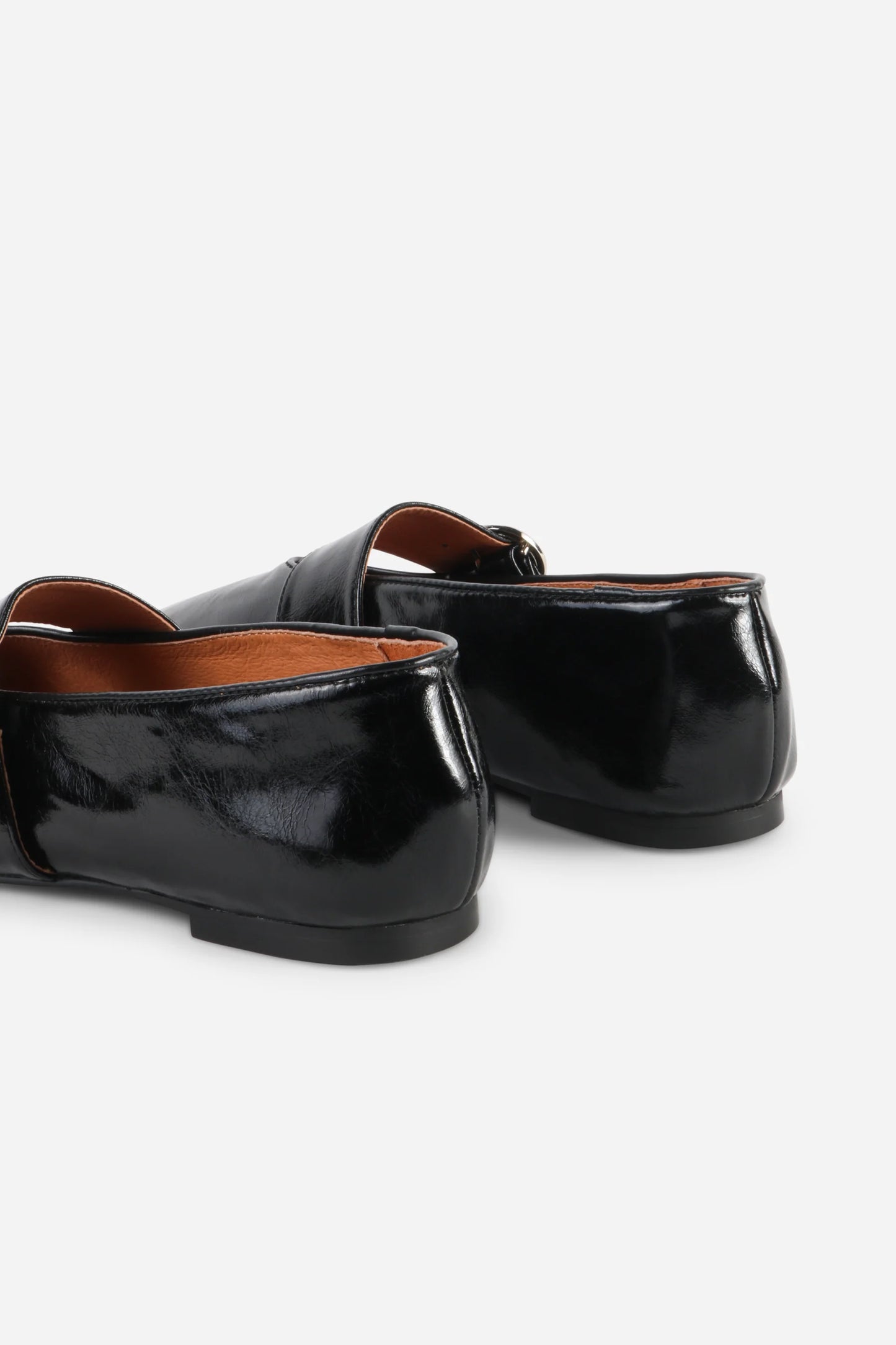 INTENTIONALLY BLANK VARTAN MJ FLAT BLACK