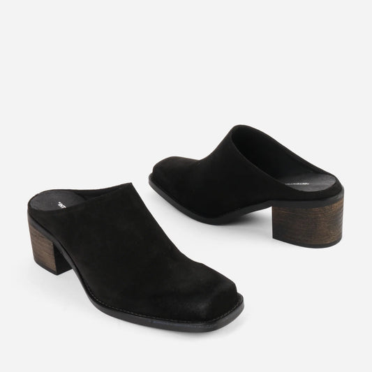 Intentionally Blank Zelda Mules - Shoe Market NYC