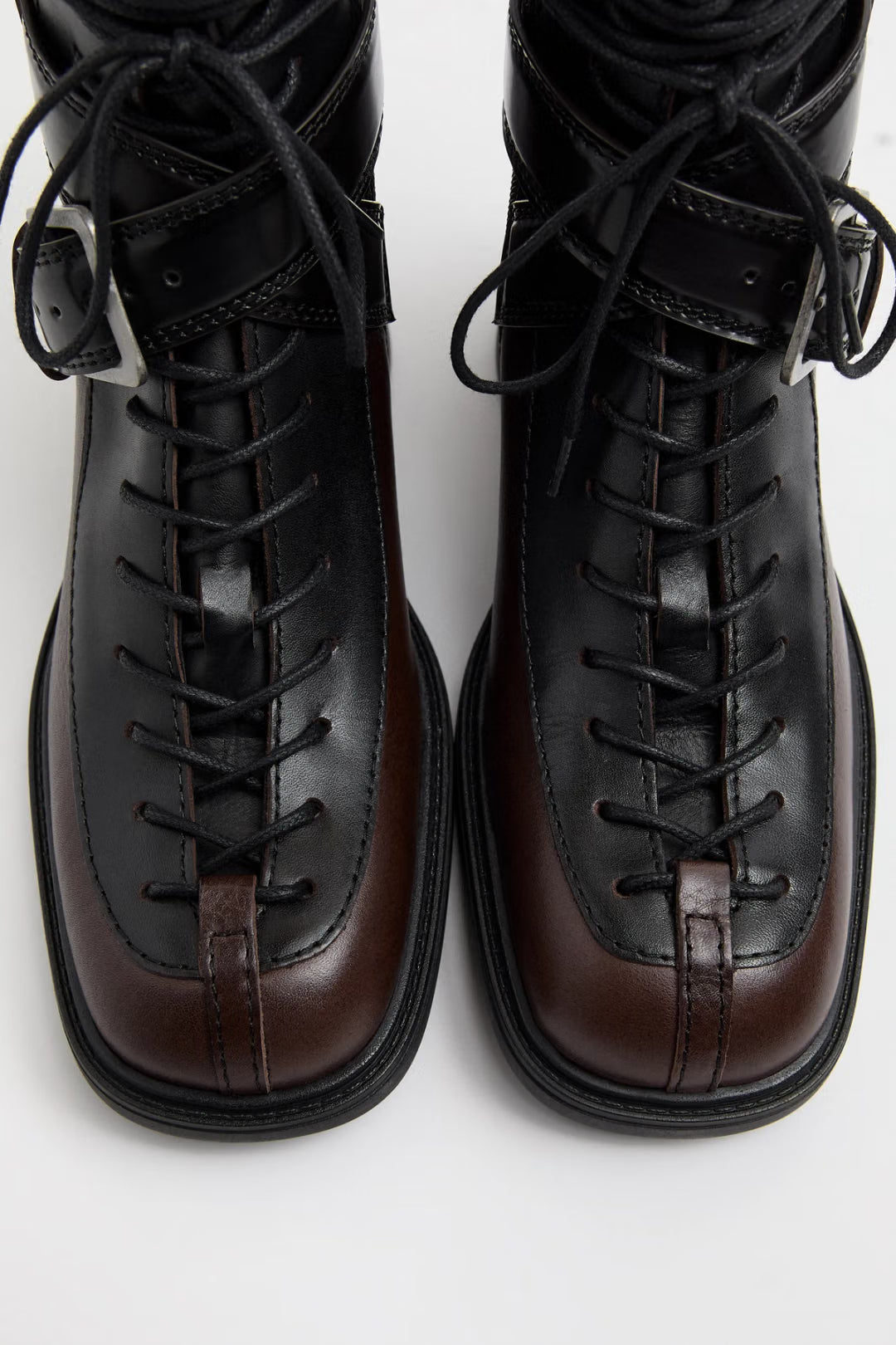 MIISTA Licia Brown Rowe Ankle Boots