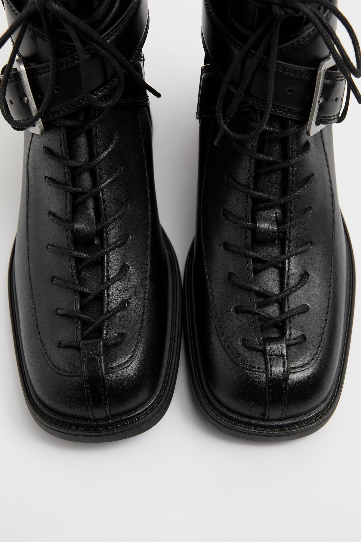 MIISTA Licia Black Lace Ankle Boots