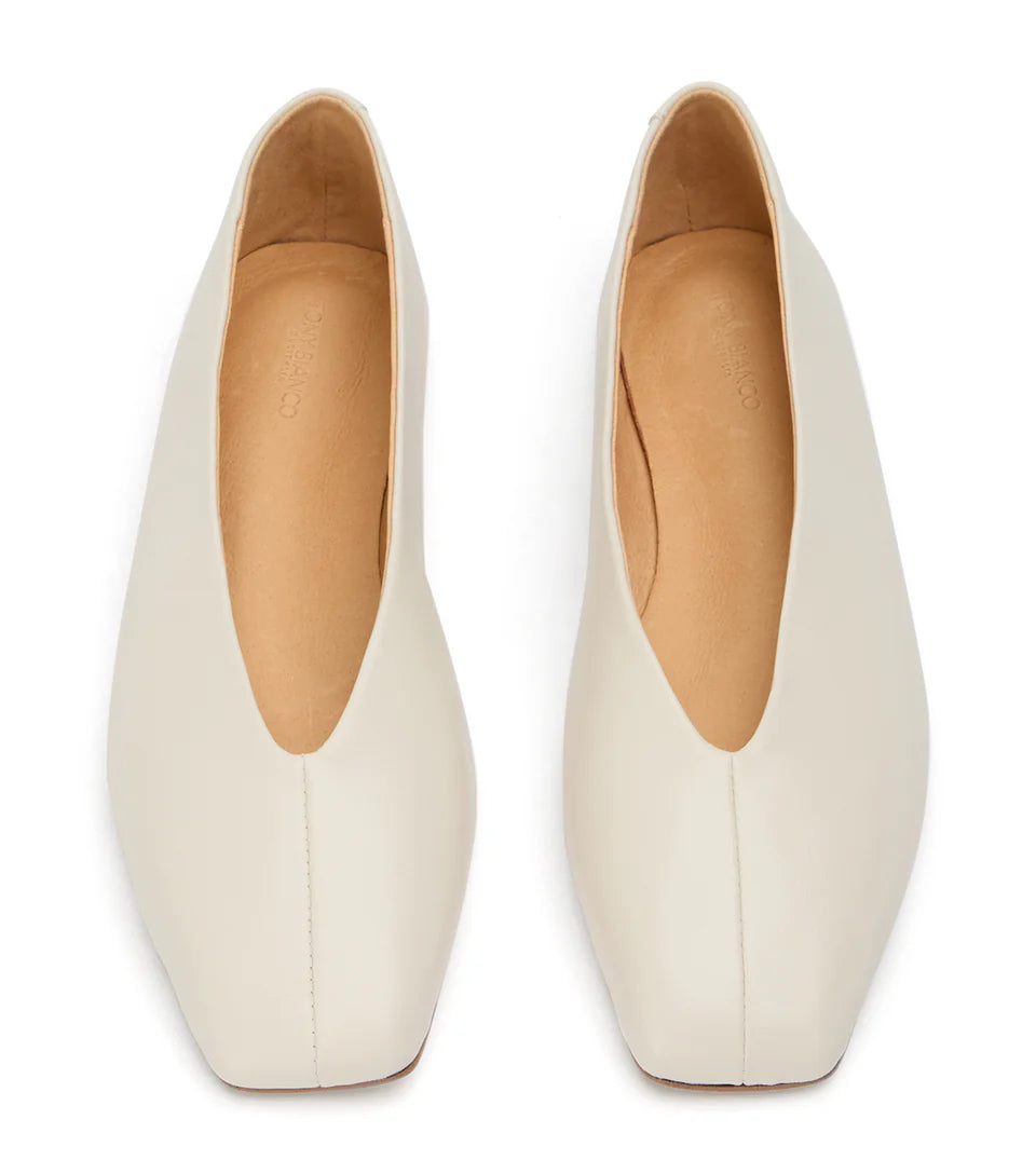 TONY BIANCO BRASH LEATHER FLATS IN DOVE NAPPA - Shoe Market NYC