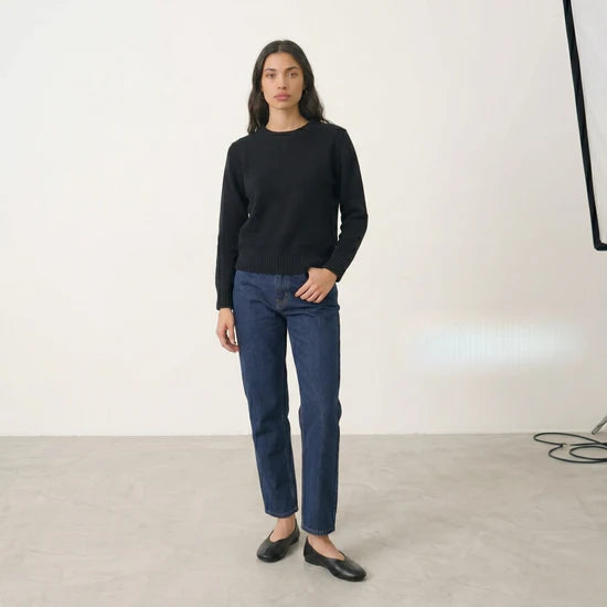 AMIE RAFA ERIKA FLAT BLACK LEATHER