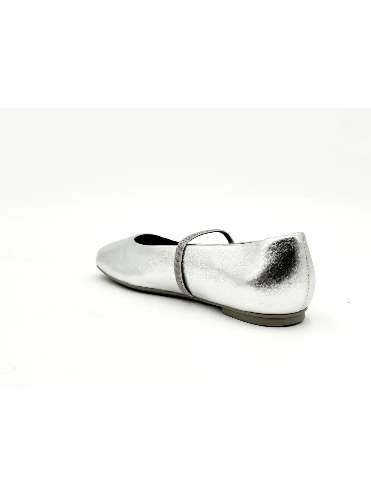 AMIE RAFA MARY FLEX BALLET FLATS IN SILVER