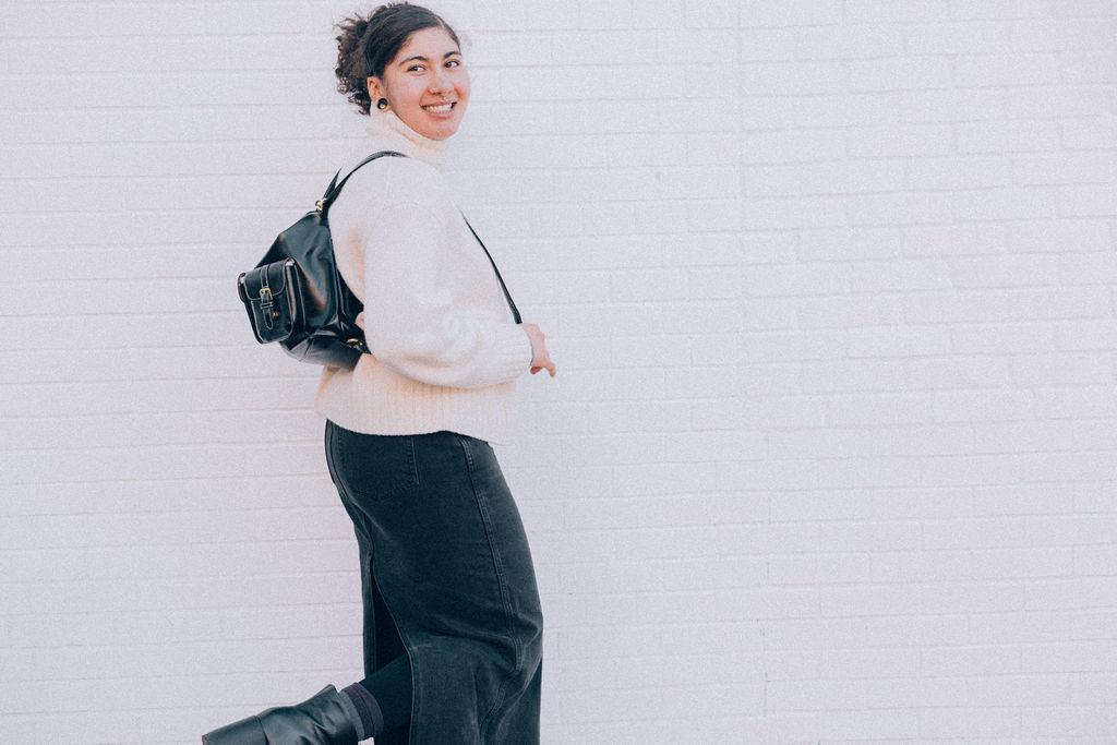 CONVERTABLE CONTRAST STITCH-BLACK