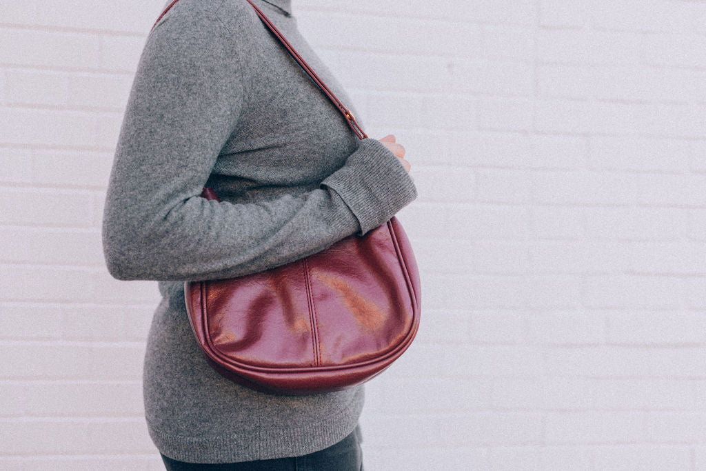 SIMPLE VEGAN SHOULDER-RED