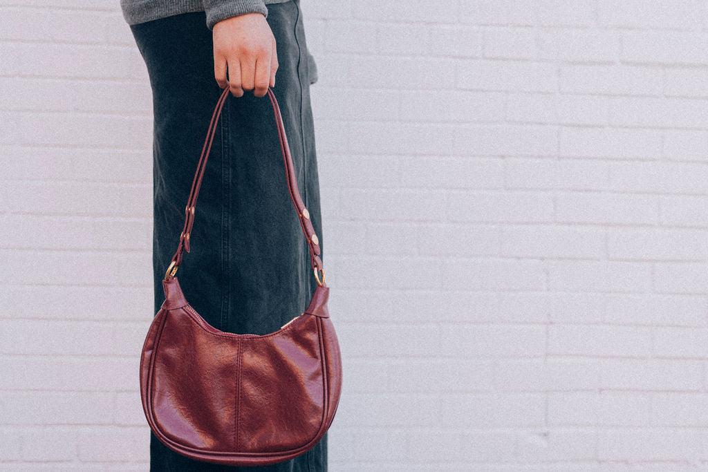 SIMPLE VEGAN SHOULDER-RED