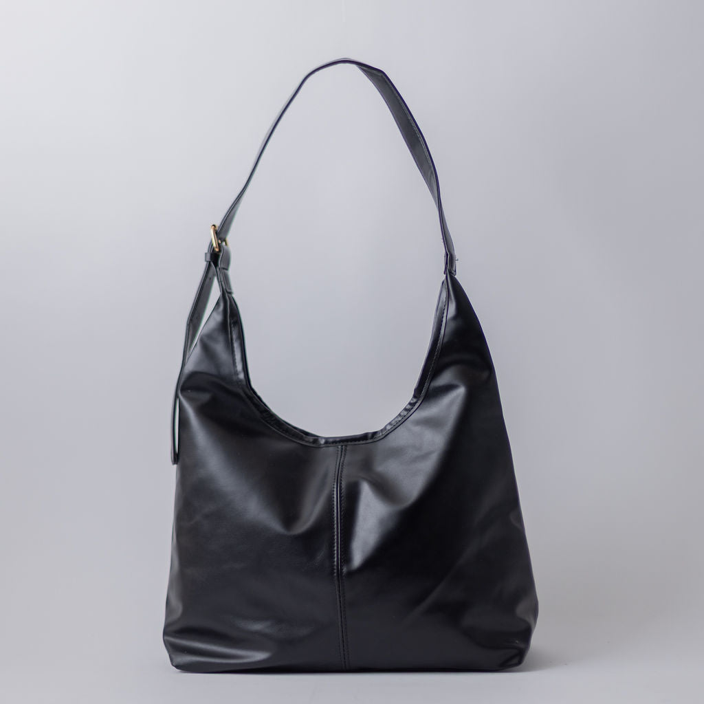 VEGAN BUCKLE MESSENGER-BLACK