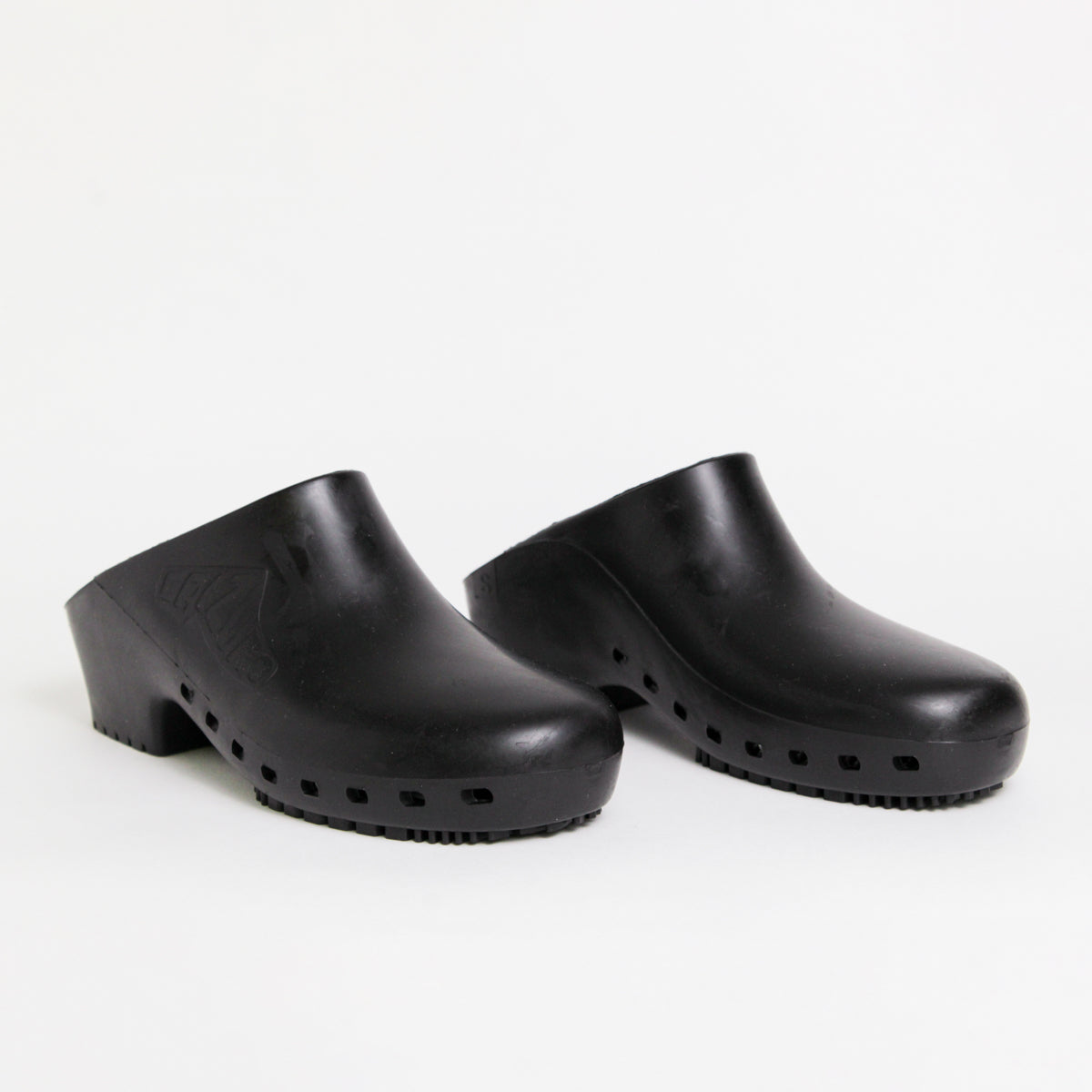 WOMEN'S CLOGS