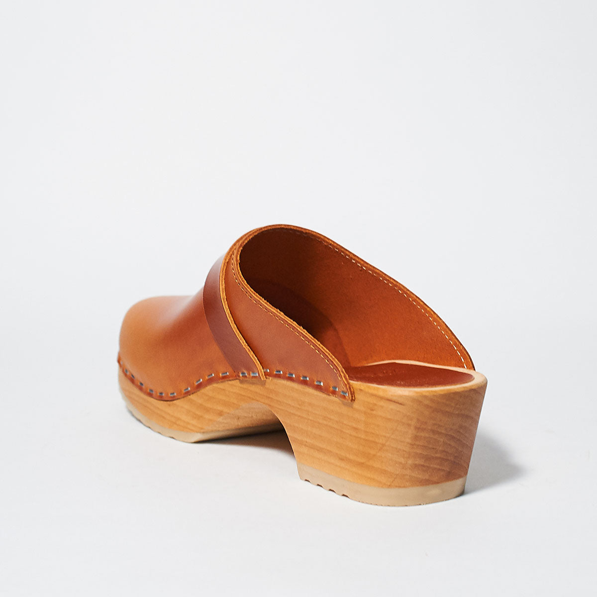 Maguba clog hot sale